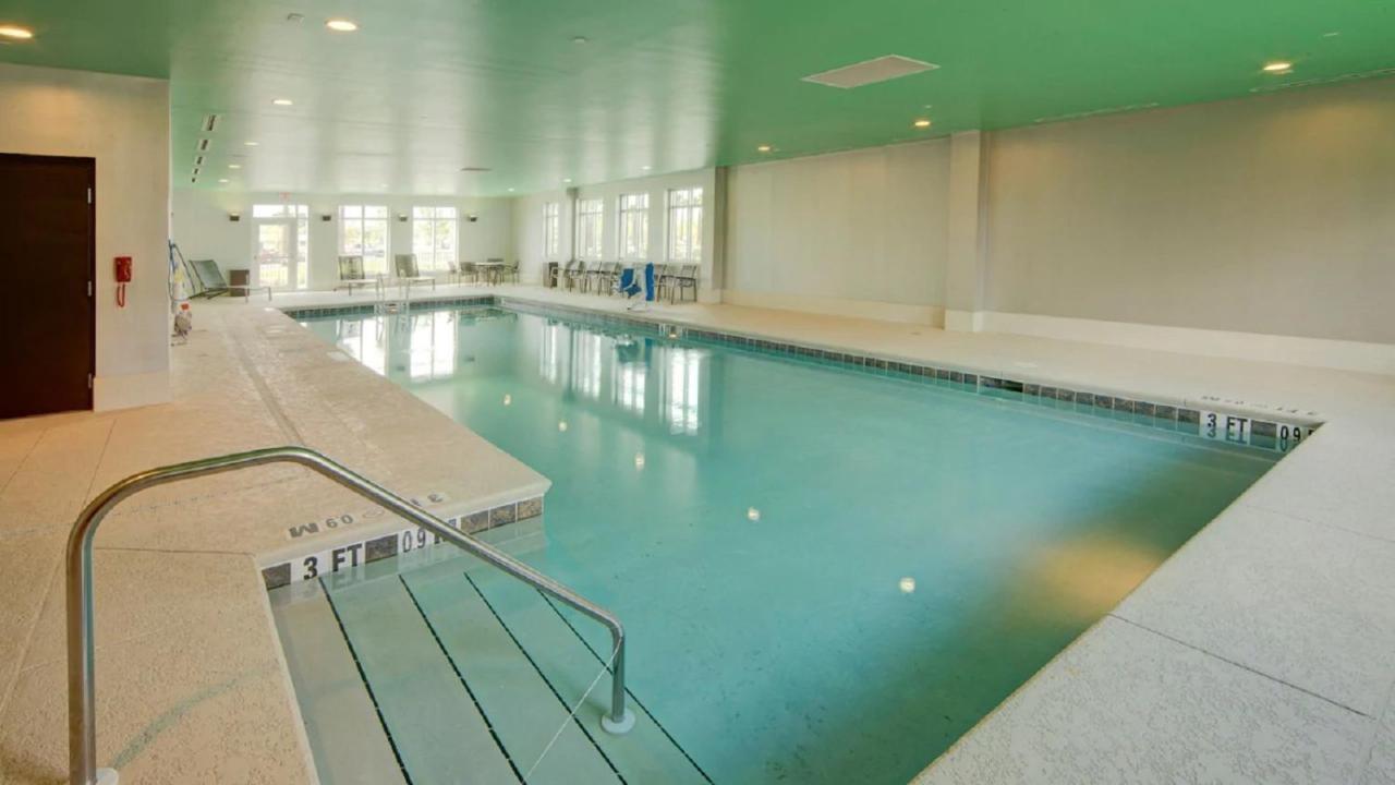 Hyatt Place Pensacola Airport Bagian luar foto