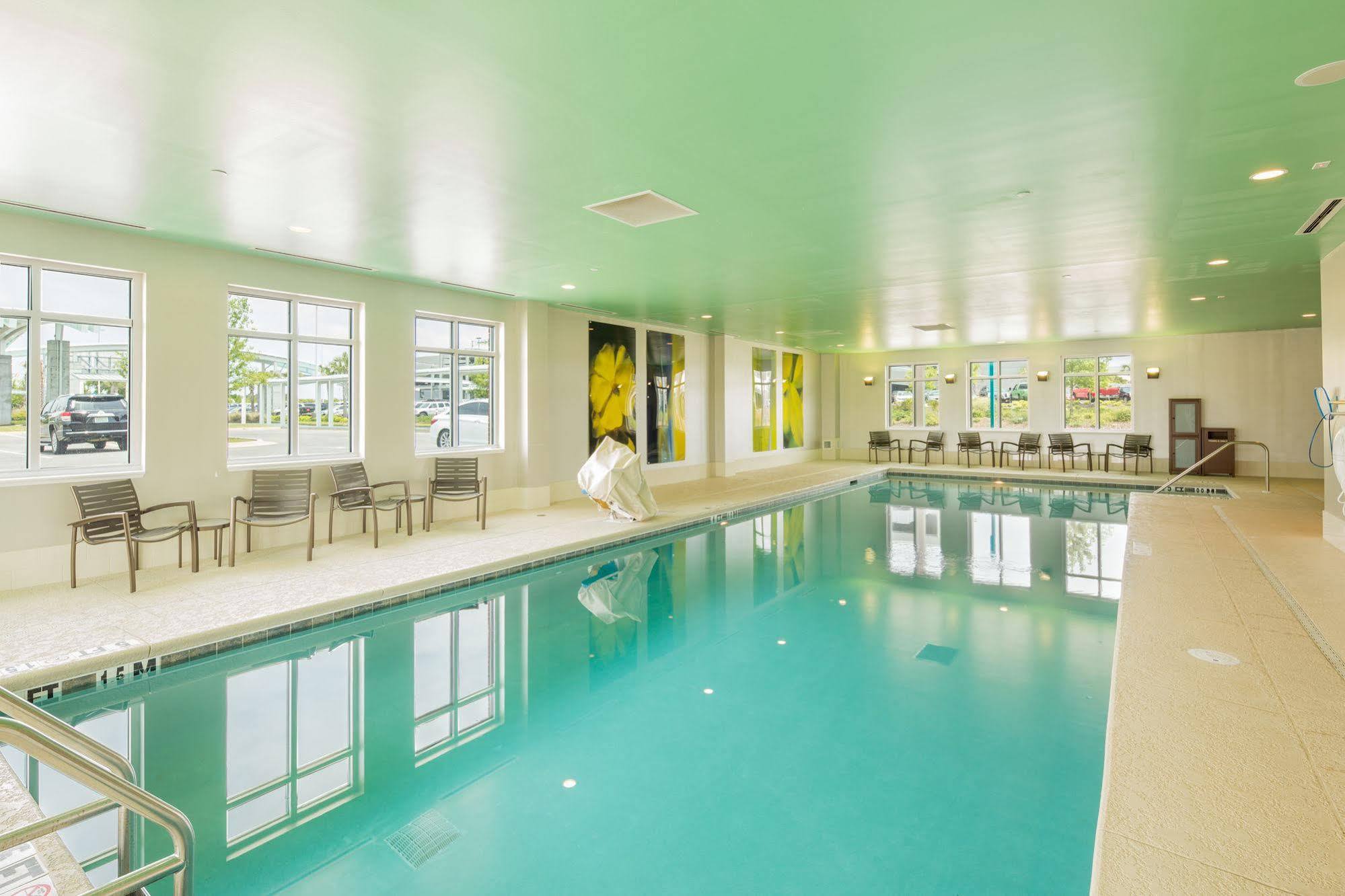 Hyatt Place Pensacola Airport Bagian luar foto